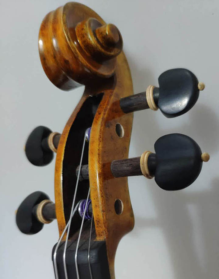 高性價比新手進階琴